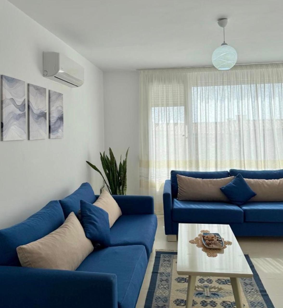 Apartment with Garden View